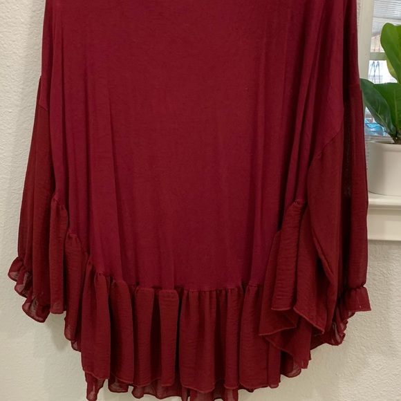 Balloon sleeve ruffle top - Picture 4 of 4